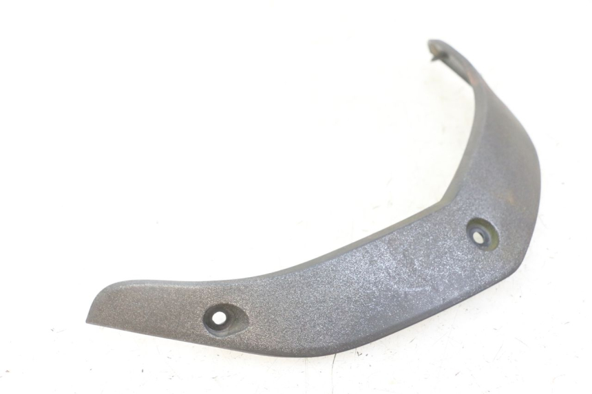 photo de GIUNZIONE CARENA ANTERIORE SUP KYMCO DINK 4T 50 (2007 - 2018) - Altra angolazione