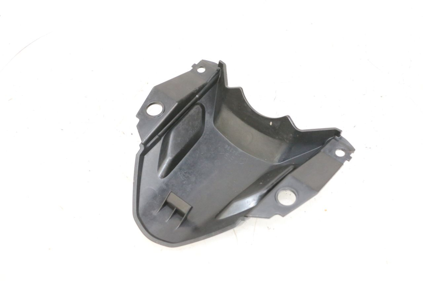 photo de CARENA ANTERIORE CONGIUNZIONE YAMAHA MT-07 MT07 ABS 700 (2018 - 2020) - Dettaglio del componente
