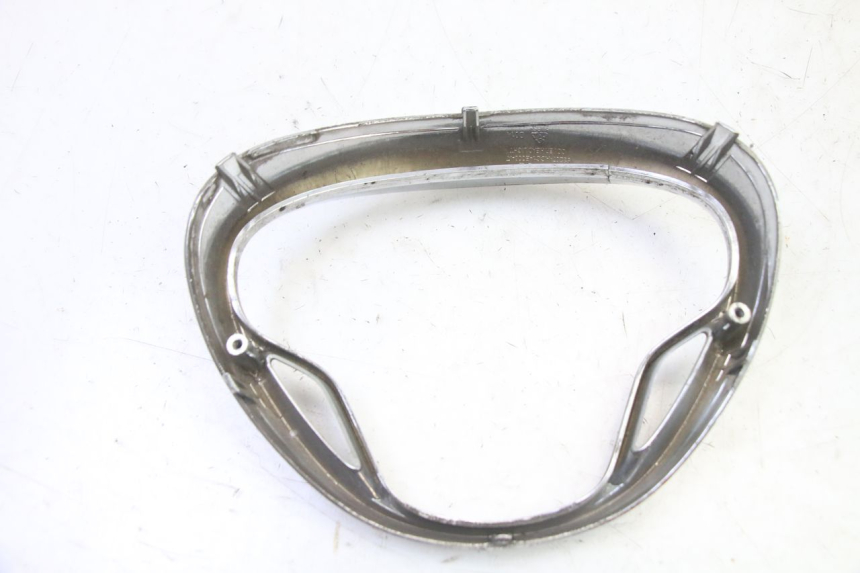 photo de CARENA ANTERIORE CONGIUNZIONE KYMCO LIKE 4T 50 (2019 - 2025) - Vista d'insieme del prodotto