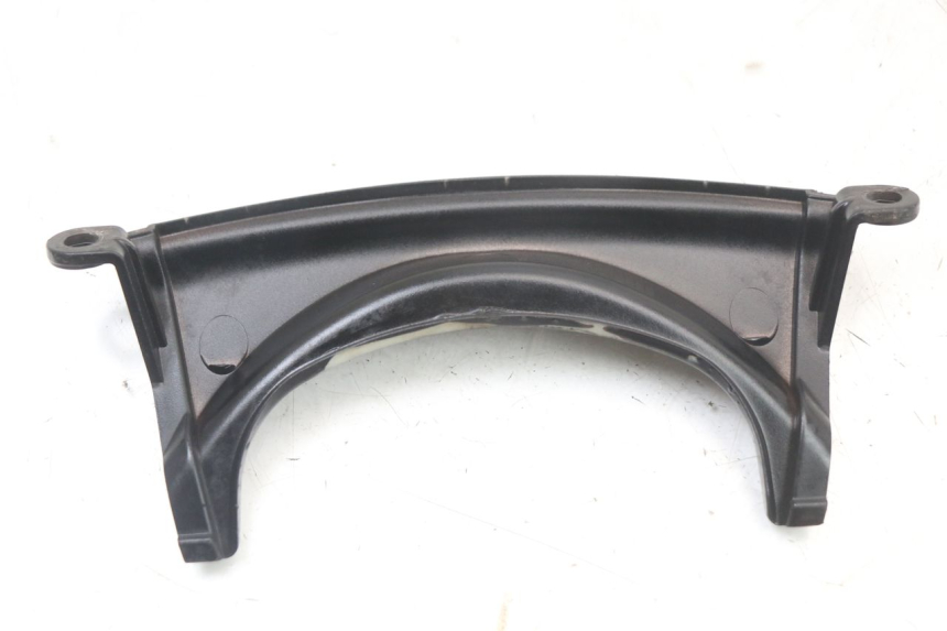 photo de CARENA ANTERIORE CONGIUNZIONE PEUGEOT DJANGO 125 (2014 - 2017) - Zoom sullo stato d'uso