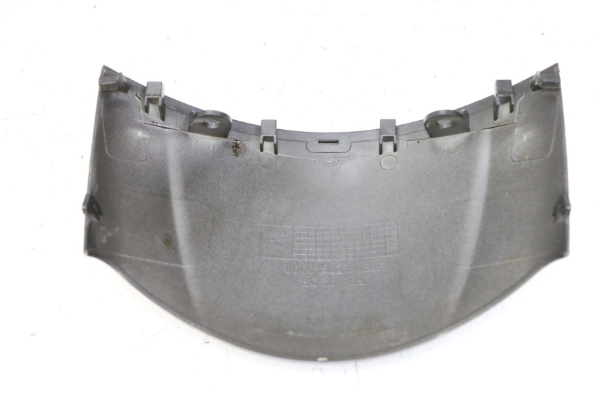 photo de CARENA ANTERIORE CONGIUNZIONE PEUGEOT TWEET 4T 50 (2014 - 2019) - Zoom sullo stato d'uso