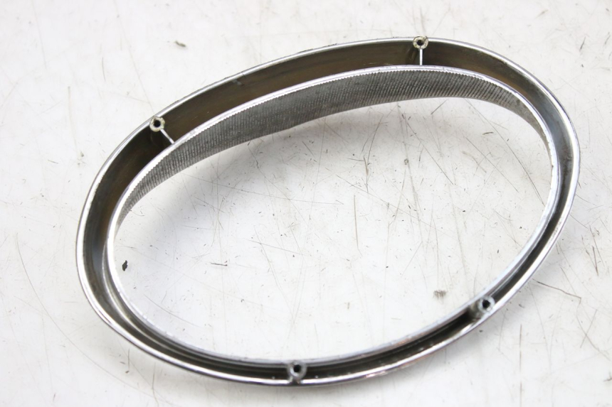 photo de GIUNZIONE CARENA ANTERIORE SUP APRILIA SCARABEO 100 (2003 - 2012) - Zoom sullo stato d'uso