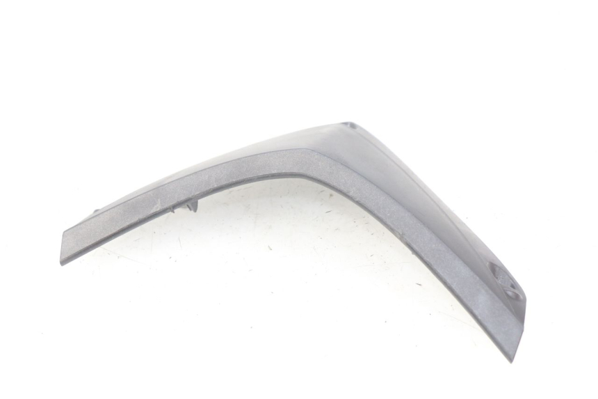 photo de GIUNZIONE CARENA ANTERIORE SUP APRILIA SR 2T 50 (2012 - 2017) - Zoom sullo stato d'uso