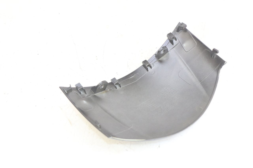 photo de GIUNZIONE CARENA ANTERIORE SUP PEUGEOT TWEET 4T 50 (2018 - 2022) - Dettaglio del componente