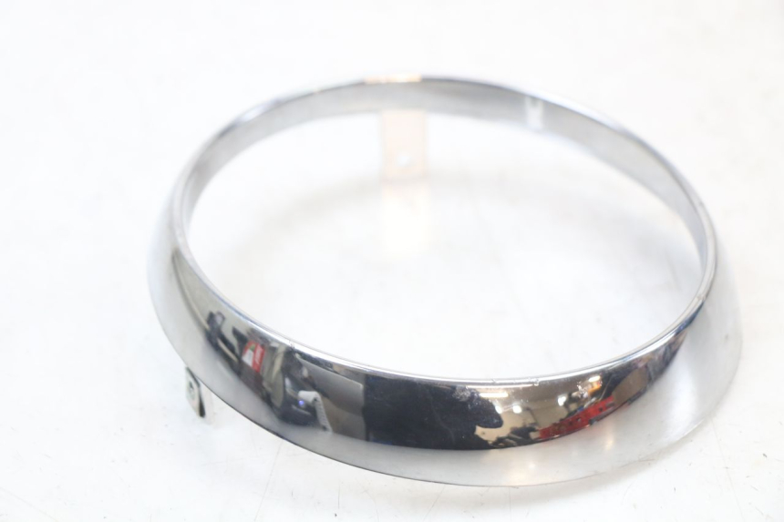 photo de CARENA ANTERIORE CONGIUNZIONE PIAGGIO VESPA PRIMAVERA 4T 50 (2021 - 2024) - Dettaglio del componente