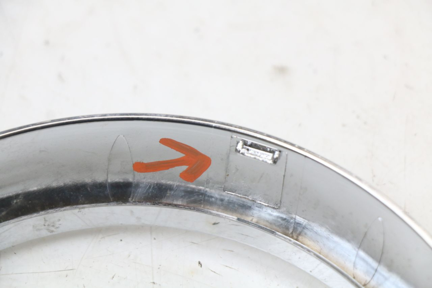 photo de CARENA ANTERIORE CONGIUNZIONE PIAGGIO VESPA PRIMAVERA 4T 50 (2021 - 2024) - Altra angolazione