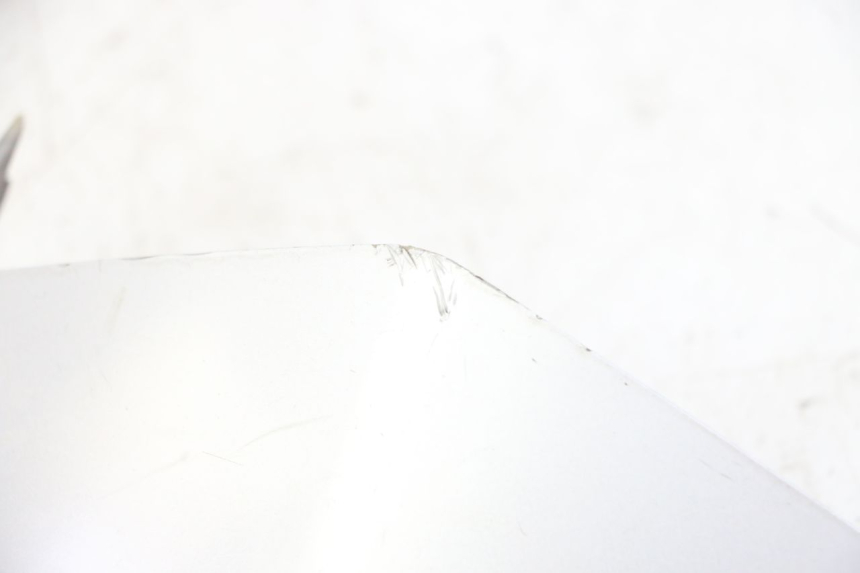 photo de GIUNZIONE CARENA ANTERIORE SUP PEUGEOT VIVACITY NEW 2T 50 (2008 - 2017) - Dettagli dei punti di fissaggio