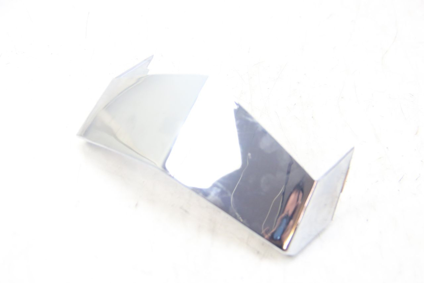 photo de GIUNZIONE CARENA ANTERIORE SUP PEUGEOT VIVACITY NEW 4T 50 (2008 - 2017) - Vista principale