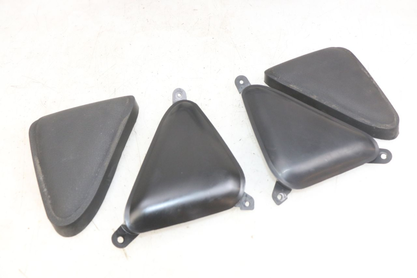 photo de GIUNZIONE CARENA ANTERIORE SUP YAMAHA X-MAX XMAX 125 (2010 - 2013) - Dettaglio del componente