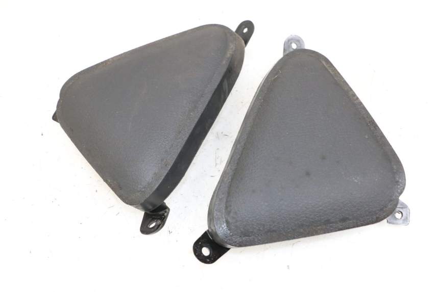 photo de GIUNZIONE CARENA ANTERIORE SUP YAMAHA X-MAX XMAX 125 (2010 - 2013) - Zoom sullo stato d'uso