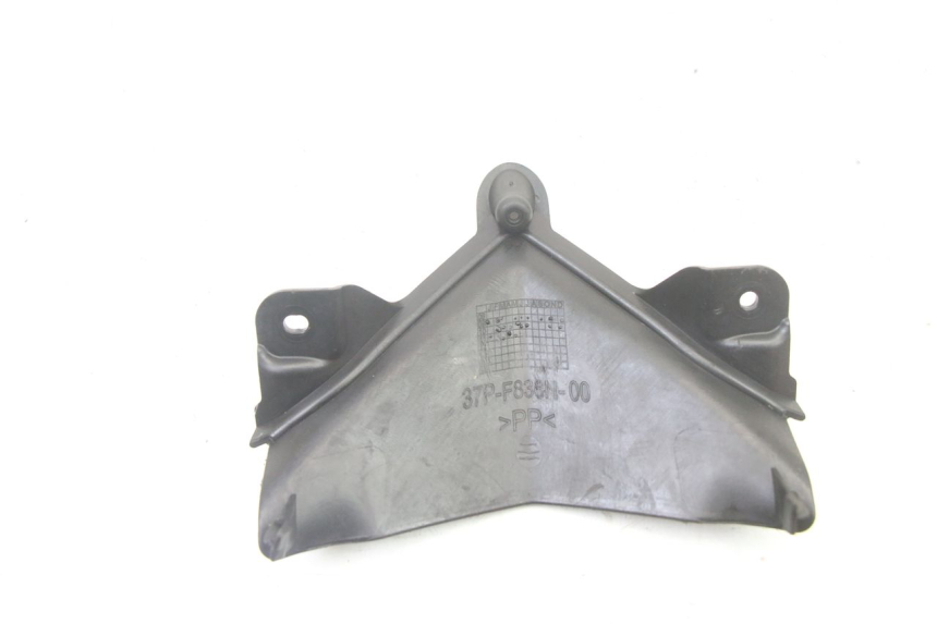 photo de GIUNZIONE CARENA ANTERIORE SUP YAMAHA X-MAX XMAX 125 (2010 - 2013) - Altra angolazione