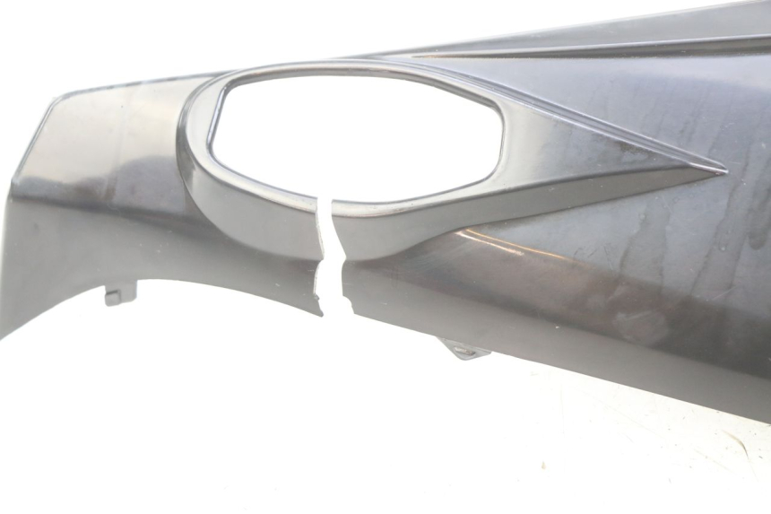 photo de GIUNZIONE CARENA ANTERIORE YAMAHA XP T-MAX TMAX ABS 500 (2004 - 2007) - Vista d'insieme del prodotto