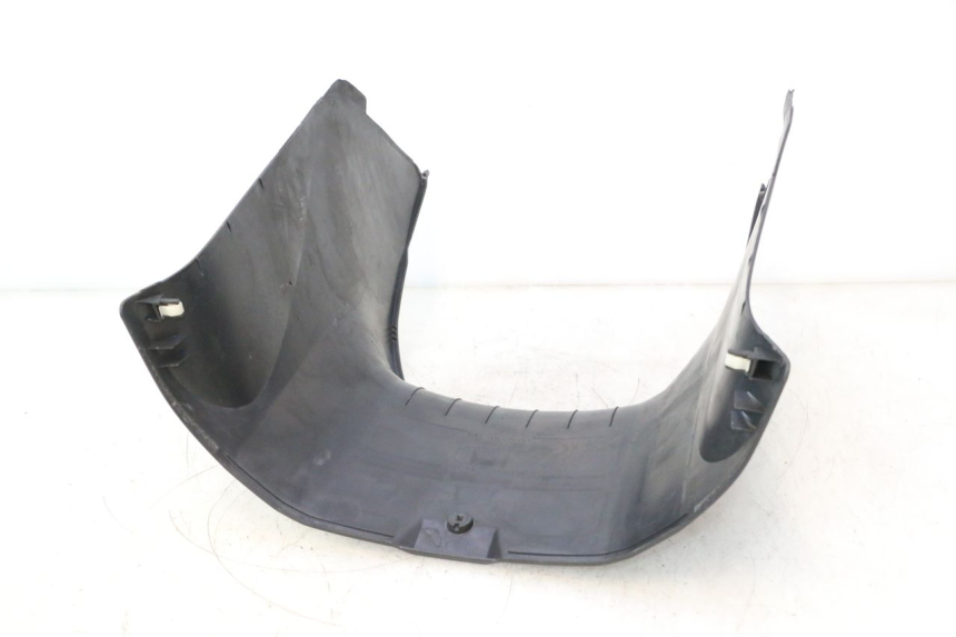 photo de CARENA PEDANA CONGIUNZIONE SUZUKI BURGMAN EXECUTIVE ABS 650 (2006 - 2012) - Zoom sullo stato d'uso