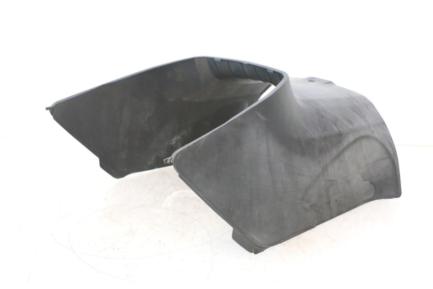 photo de CARENA PEDANA CONGIUNZIONE SUZUKI BURGMAN EXECUTIVE ABS 650 (2006 - 2012) - Vista d'insieme del prodotto