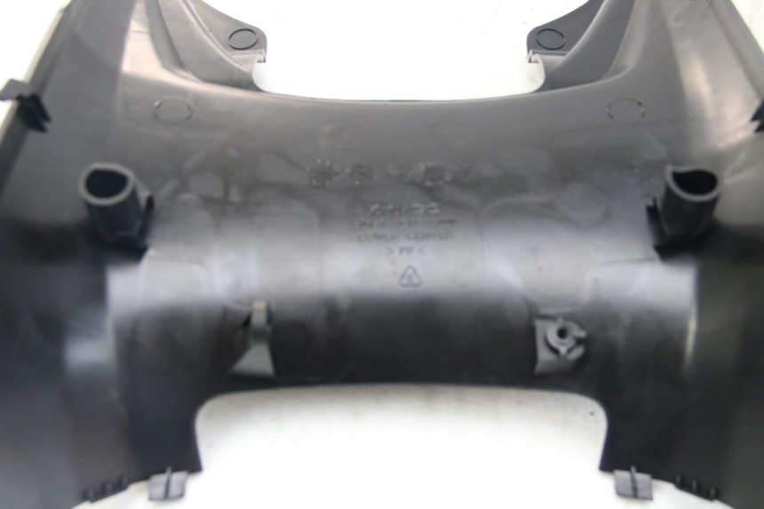 photo de GIUNZIONE PEDANA KYMCO DOWNTOWN ABS 125 (2015 - 2017) - Altra angolazione