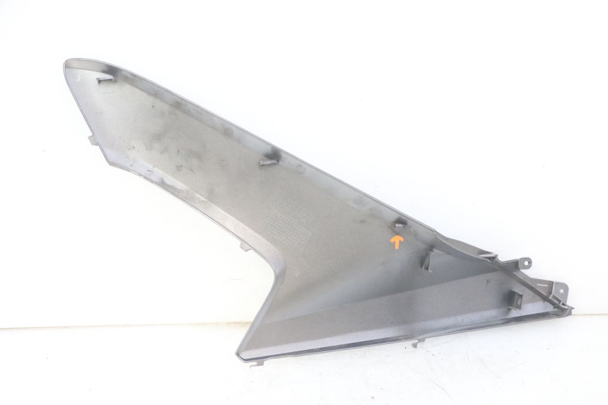 photo de GIUNZIONE PIEDINO DESTRO HONDA FORZA ABS 300 (2013 - 2017) - Caratteristiche distintive