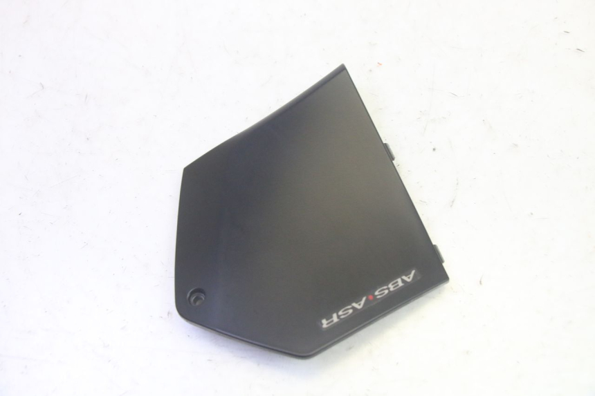 photo de CARENA PEDANA CONGIUNZIONE DESTRA PIAGGIO MP3 HPE 350 (2018 - 2020) - Dettaglio del componente