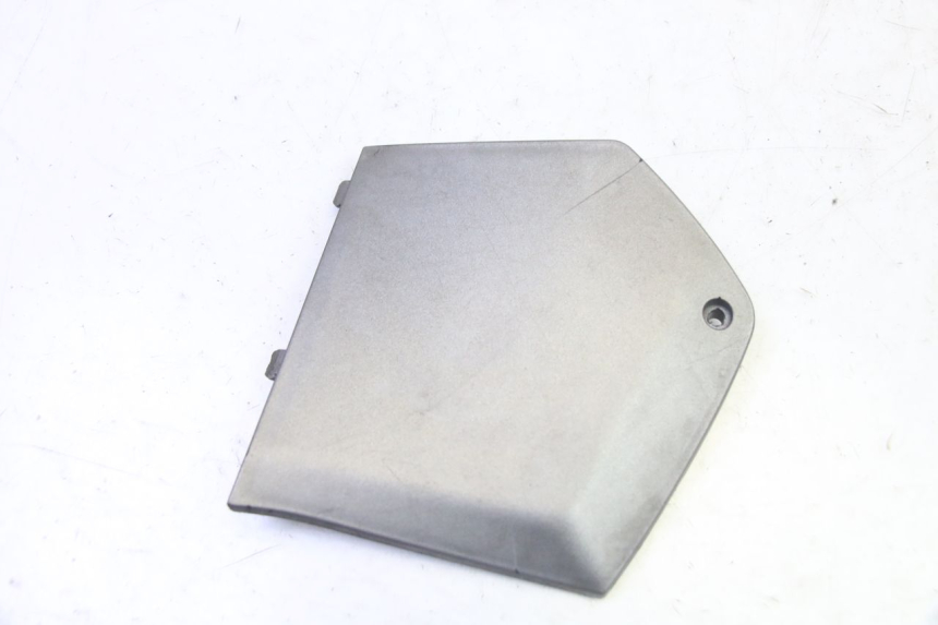 photo de GIUNZIONE PEDANA DESTRA PIAGGIO MP3 125 (2006 - 2014) - Vista principale