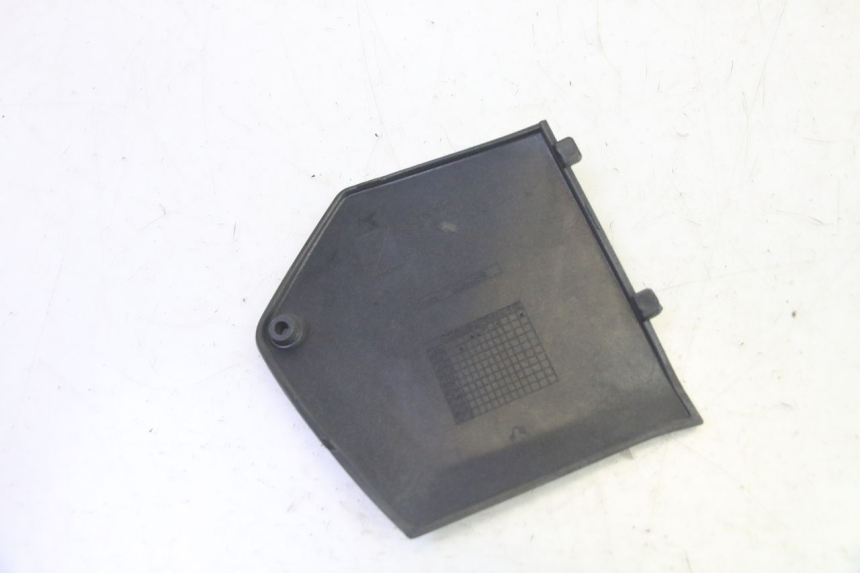 photo de GIUNZIONE PEDANA DESTRA PIAGGIO MP3 125 (2006 - 2014) - Zoom sullo stato d'uso