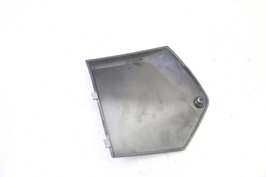 photo de CARENA PEDANA CONGIUNZIONE DESTRA PIAGGIO MP3 500 (2016 - 2018) - Altra angolazione