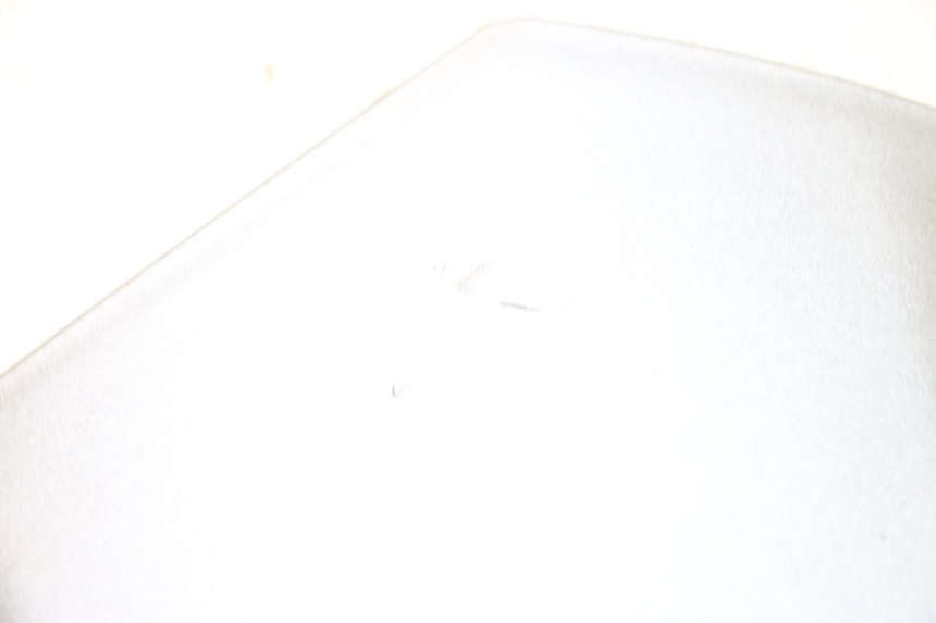 photo de GIUNZIONE PEDANA DESTRA PIAGGIO MP3 125 (2006 - 2014) - Dettaglio del componente