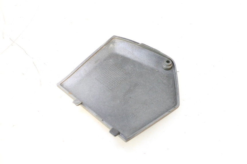 photo de GIUNZIONE PEDANA DESTRA PIAGGIO MP3 125 (2006 - 2014) - Vista d'insieme del prodotto