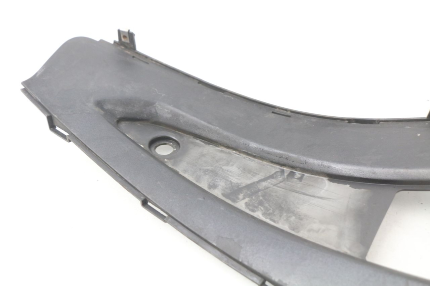 photo de GIUNZIONE PEDANA DESTRA GILERA NEXUS 125 (2009 - 2013) - Dettaglio del componente