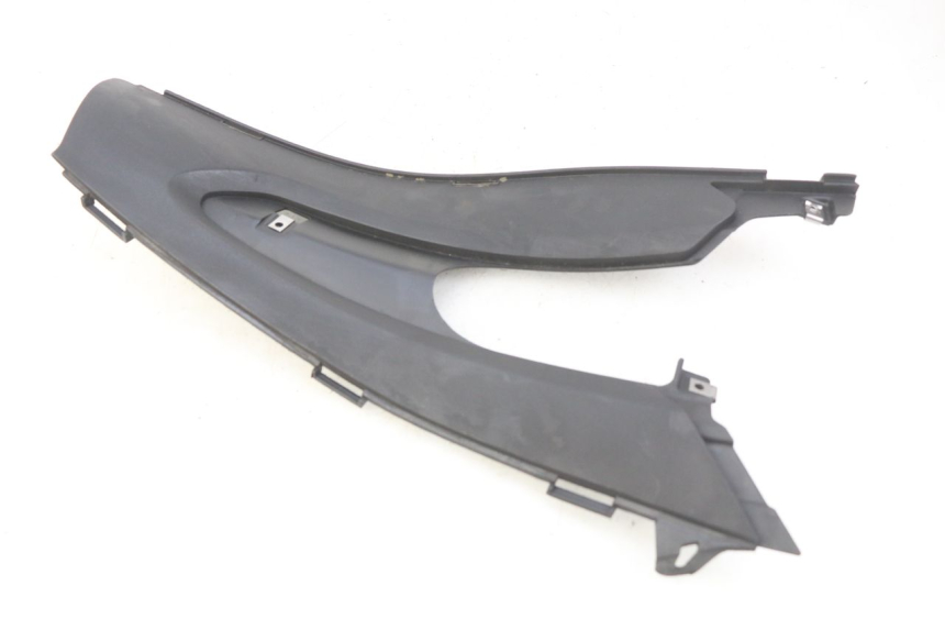 photo de GIUNZIONE PEDANA DESTRA GILERA RUNNER SP 50 (2009 - 2017) - Zoom sullo stato d'uso