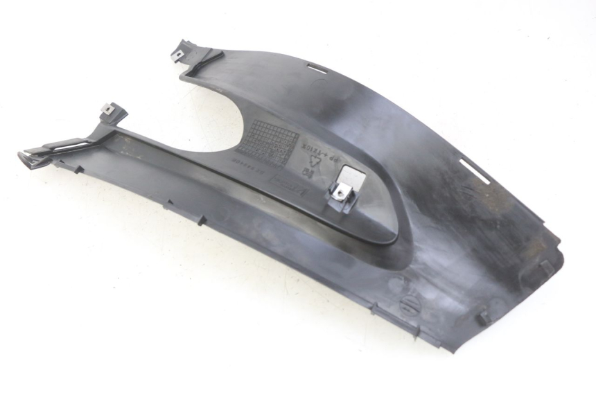 photo de GIUNZIONE PEDANA DESTRA GILERA RUNNER SP 50 (2009 - 2017) - Altra angolazione