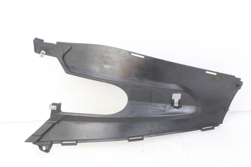 photo de GIUNZIONE PEDANA DESTRA GILERA RUNNER SP 50 (2009 - 2017) - Vista d'insieme del prodotto