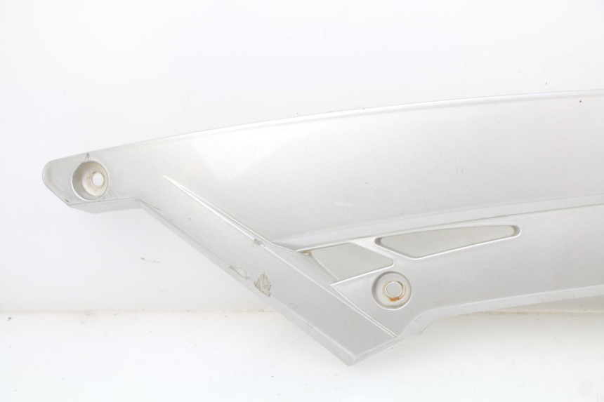 photo de Giunto pedale destro RAZZO STEED 125 (2012 - 2018) - Caratteristiche distintive