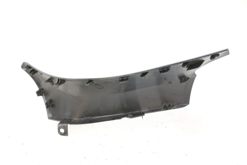 photo de CARENA PEDANA CONGIUNZIONE DESTRA YAMAHA XMAX X-MAX 125 (2021 - 2025) - Altra angolazione