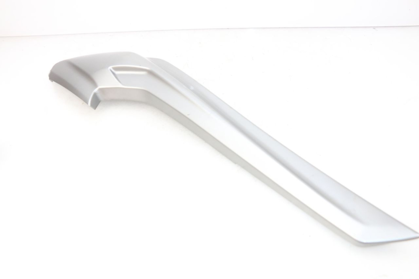 photo de GIUNZIONE PEDANA DESTRA TGB X-MOTION XMOTION 125 (2008 - 2014) - Primo piano tecnico