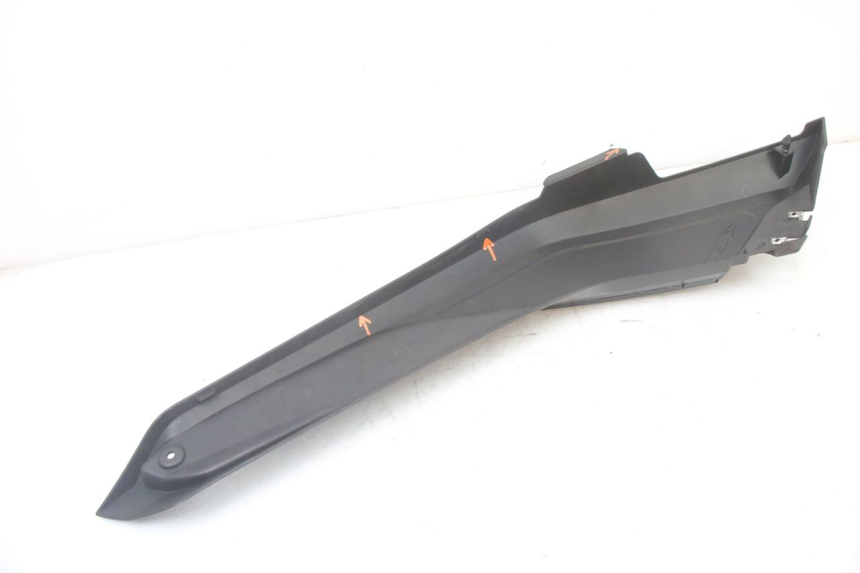 photo de Giunzione pedale destro YAMAHA YP X-MAX XMAX 400 (2014 - 2017) - Primo piano tecnico