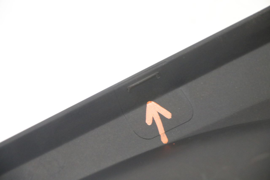 photo de Giunzione pedale destro YAMAHA YP X-MAX XMAX 400 (2014 - 2017) - Dettagli dei punti di fissaggio