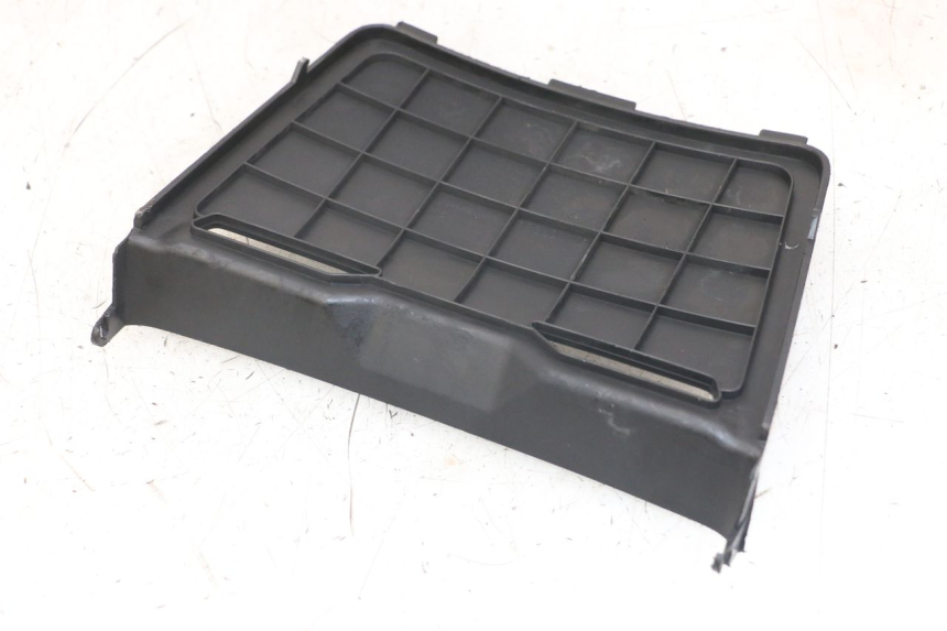 photo de CARENA PEDANA CONGIUNZIONE HONDA FJS SILVERWING SILVER WING 600 (2001 - 2010) - Dettaglio del componente