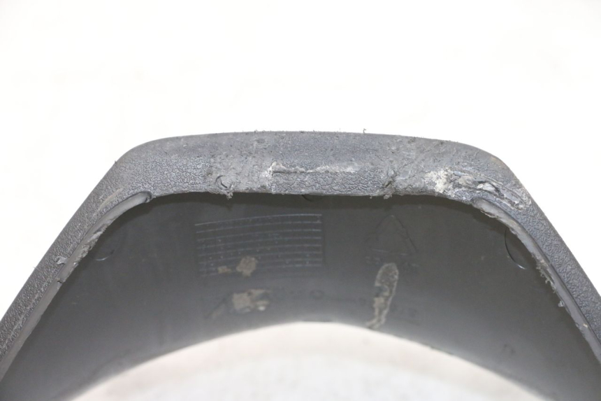 photo de CARENA PEDANA CONGIUNZIONE PIAGGIO FLY 4T 50 (2013 - 2017) - Primo piano tecnico