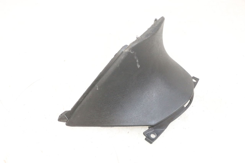 photo de CARENA PEDANA CONGIUNZIONE PIAGGIO FLY 4T 50 (2013 - 2017) - Vista d'insieme del prodotto