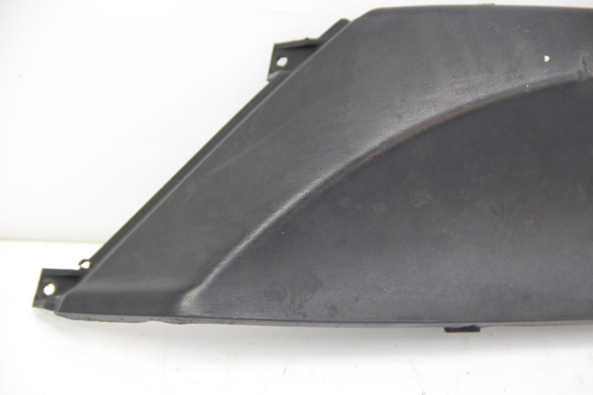 photo de GIUNZIONE PEDANA SINISTRA DERBI BOULEVARD 50 (2009 - 2006) - Vista d'insieme del prodotto