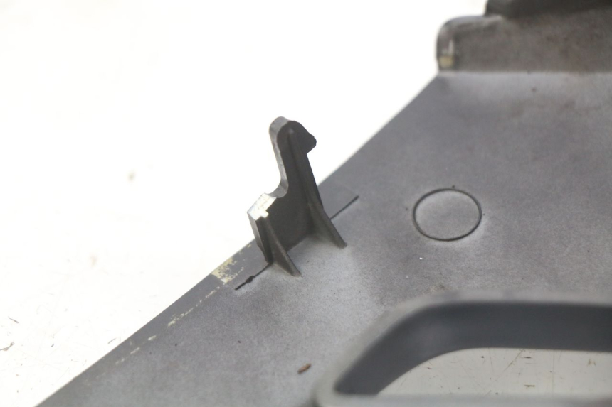 photo de GIUNZIONE PEDANA SINISTRA SYM CITYCOM CITY COM 125 (2009 - 2014) - Vista d'insieme del prodotto