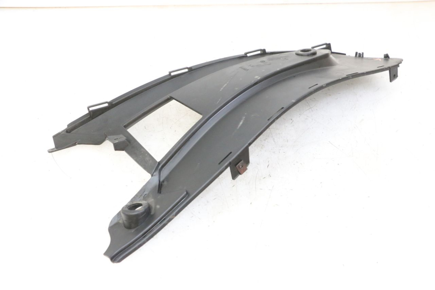 photo de CARENA PEDANA CONGIUNZIONE SINISTRA GILERA NEXUS 300 (2008 - 2013) - Zoom sullo stato d'uso