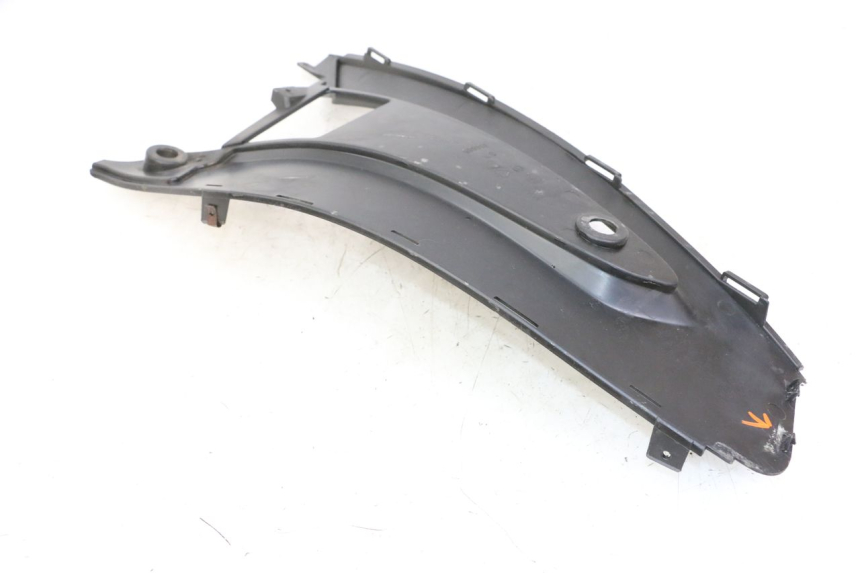 photo de CARENA PEDANA CONGIUNZIONE SINISTRA GILERA NEXUS 300 (2008 - 2013) - Altra angolazione