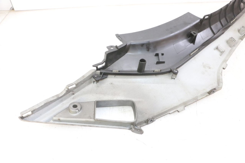 photo de CARENA PEDANA CONGIUNZIONE SINISTRA KYMCO X-TOWN XTOWN 125 (2016 - 2021) - Altra angolazione