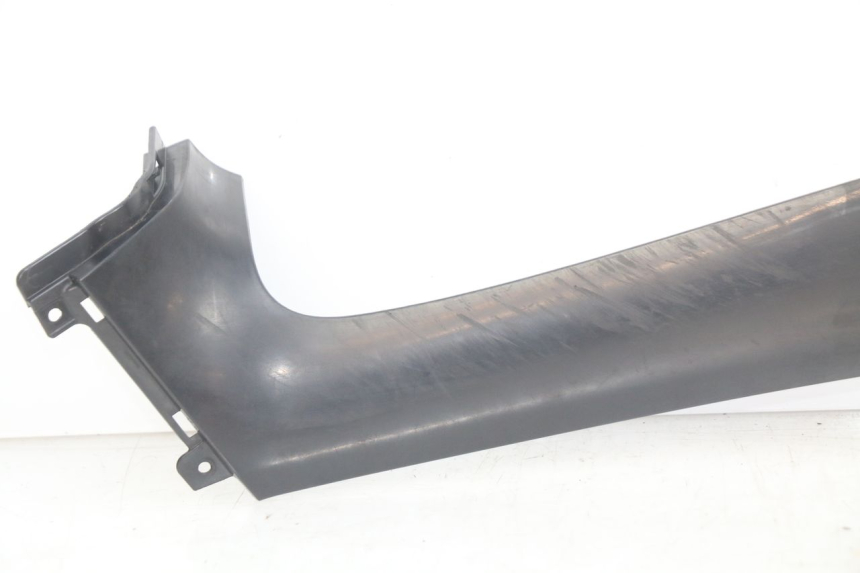 photo de GIUNZIONE PEDANA SINISTRA PIAGGIO MP3 LT 300 (2010 - 2016) - Vista d'insieme del prodotto