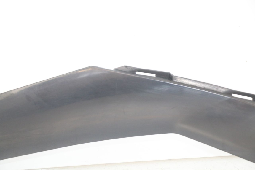 photo de GIUNZIONE PEDANA SINISTRA PIAGGIO MP3 LT 300 (2010 - 2016) - Dettagli dei punti di fissaggio