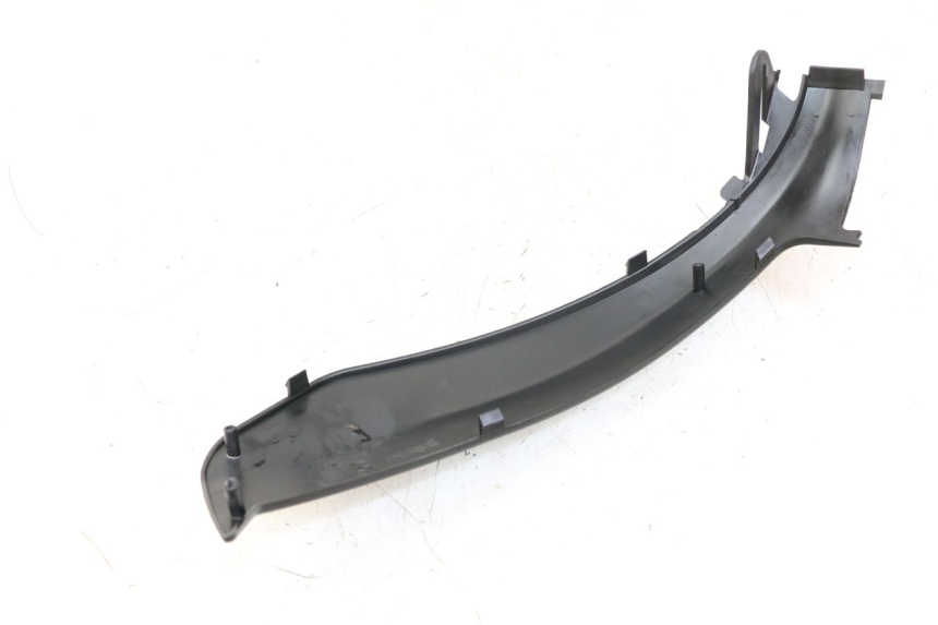 photo de CARENA PEDANA CONGIUNZIONE SINISTRA PIAGGIO NRG POWER PUREJET 50 (2018 - 2021) - Zoom sullo stato d'uso