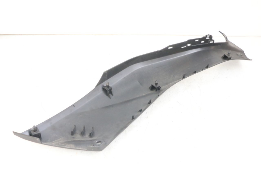 photo de JUNTA PEDANA SINISTRA YAMAHA XMAX X-MAX ABS 125 (2017 - 2020) - Zoom sullo stato d'uso