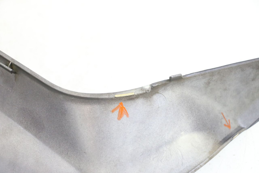 photo de JUNZIONE PEDANA SINISTRA YAMAHA XMAX X-MAX 125 (2006 - 2009) - Primo piano tecnico