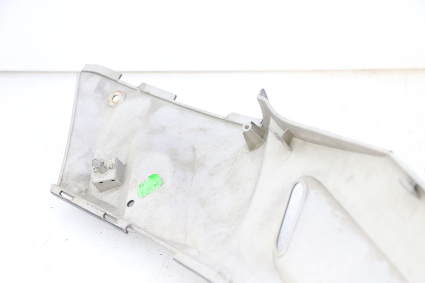 photo de JUNZIONE PEDANA SINISTRA YAMAHA XMAX X-MAX 125 (2006 - 2009) - Zoom sullo stato d'uso