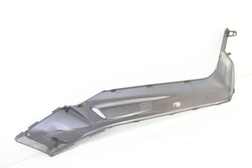 photo de JUNZIONE PEDANA SINISTRA YAMAHA XMAX X-MAX 125 (2006 - 2009) - Primo piano tecnico